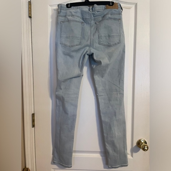 Pacsun Light Wash Straight Leg Stacked Skinny Size 32X32 - Picture 2 of 8